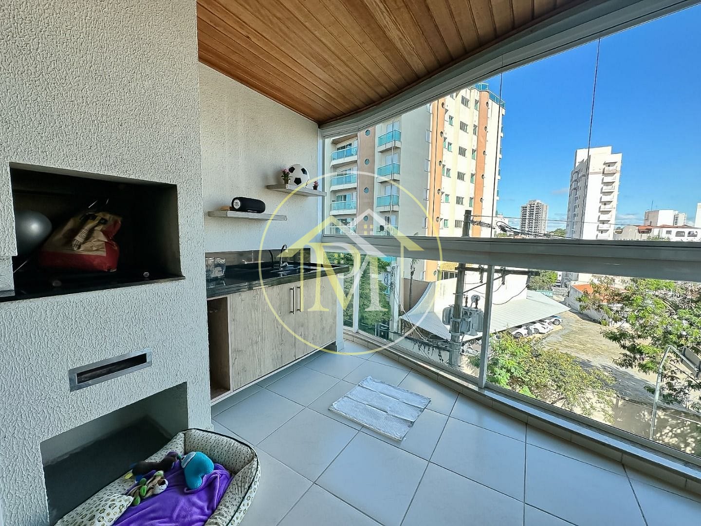 Apartamento à venda com 3 quartos, 105m² - Foto 18