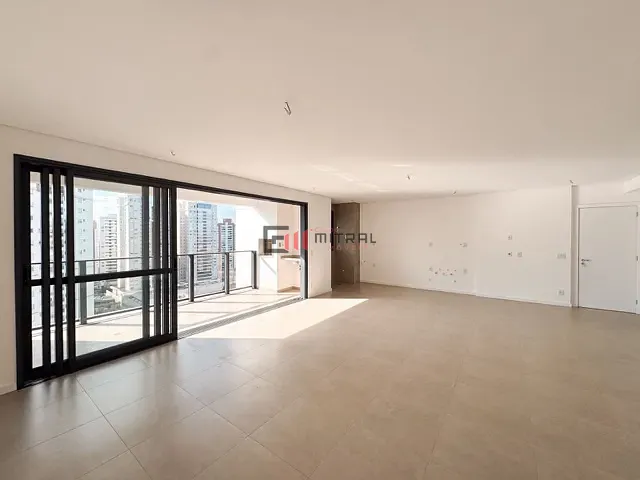 Apartamento 2 quartos e 2 banheiros, à venda, no bairro Santa Rosa em Londrina