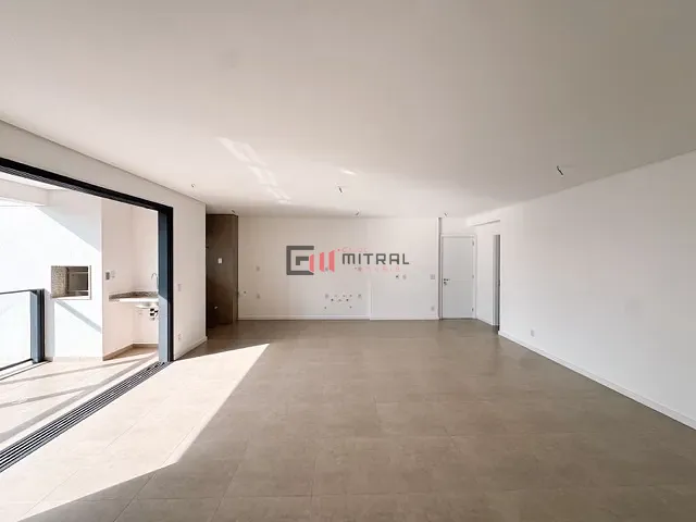 Apartamento 2 quartos e 2 banheiros, à venda, no bairro Santa Rosa em Londrina