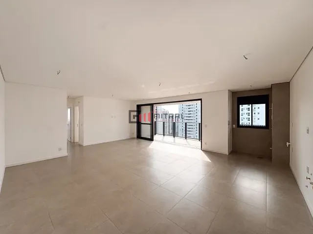 Apartamento 2 quartos e 2 banheiros, à venda, no bairro Santa Rosa em Londrina