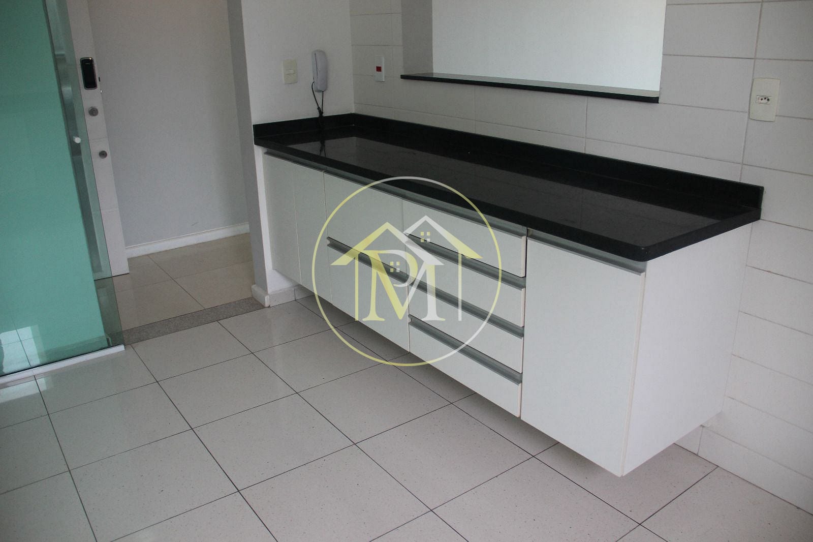 Apartamento à venda com 3 quartos, 105m² - Foto 13