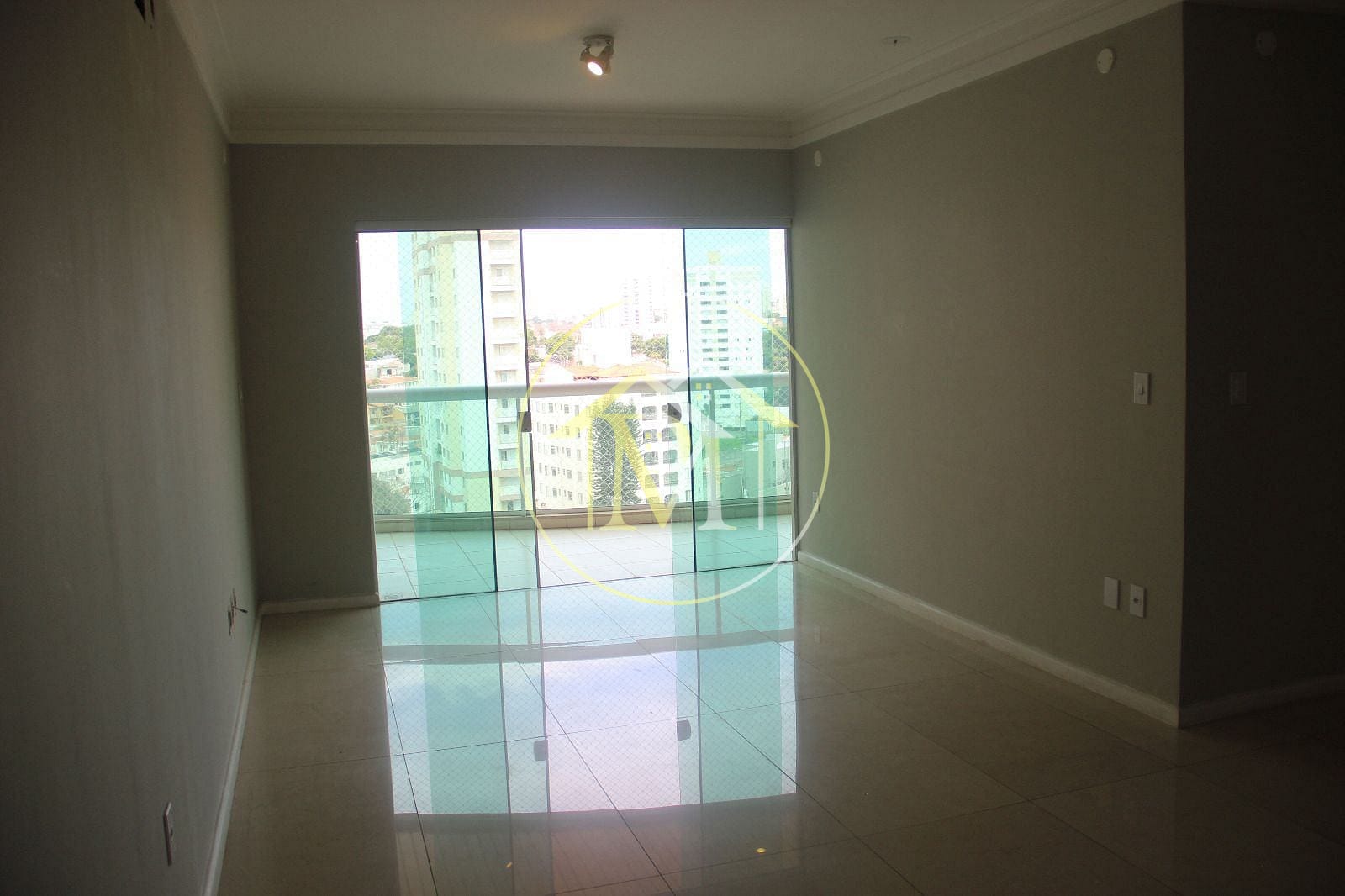 Apartamento à venda com 3 quartos, 105m² - Foto 5