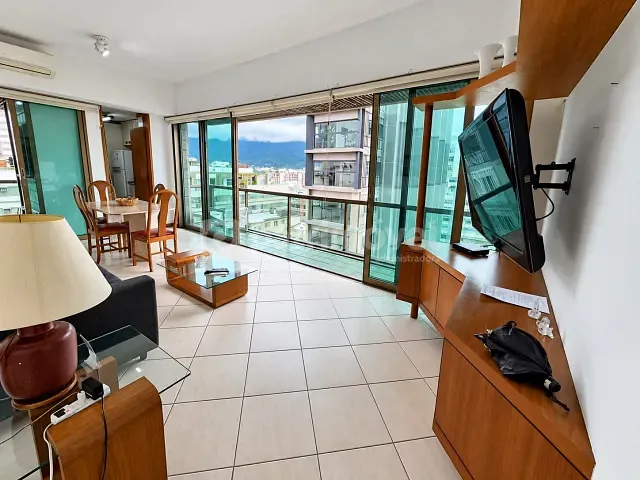 Apartamento 2 quartos e 2 banheiros, à venda, no bairro Ipanema em Rio de Janeiro
