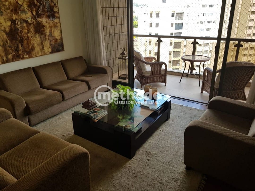 Apartamento, 3 quartos, 152 m² - Foto 1