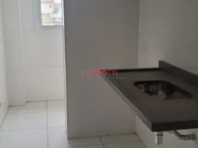 Apartamento 2 quartos e 1 banheiro, à venda, no bairro Vila Baeta Neves em São Bernardo do Campo