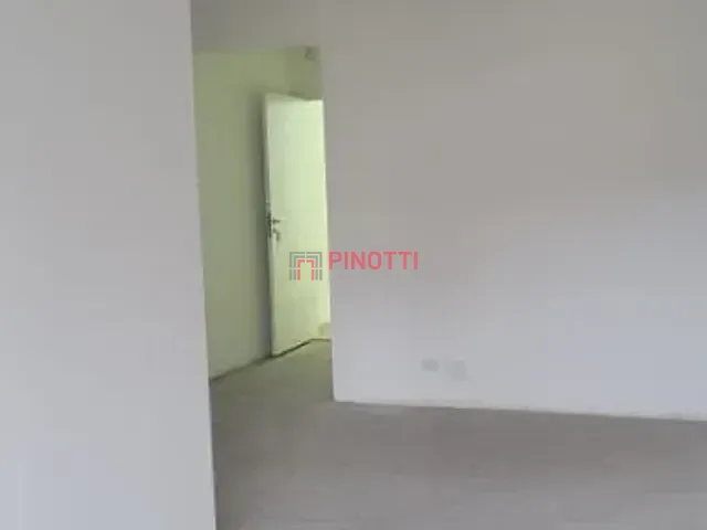 Apartamento 2 quartos e 1 banheiro, à venda, no bairro Vila Baeta Neves em São Bernardo do Campo