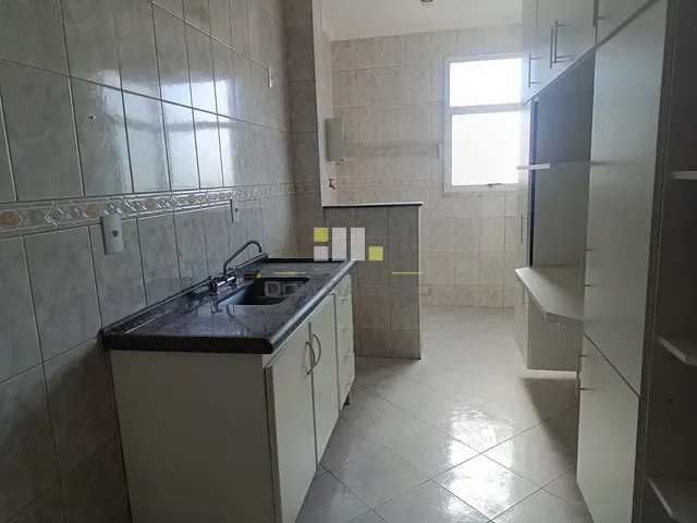 Apartamento com 144m² 3 quartos e 1 banheiro, à venda, no bairro Jardim Macarenko em Sumaré
