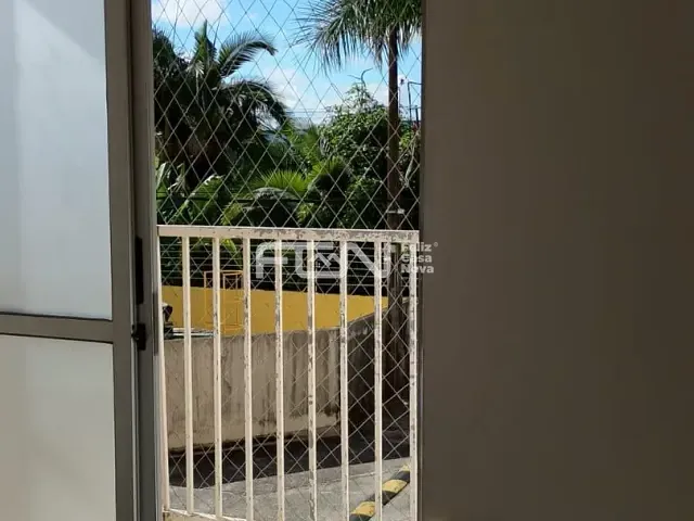 Apartamento 3 quartos e 2 banheiros, para alugar, no bairro Aracuí em Lauro de Freitas