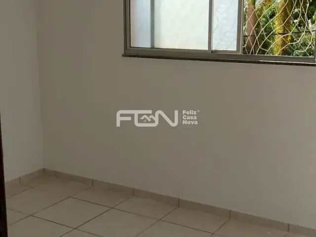 Apartamento 3 quartos e 2 banheiros, para alugar, no bairro Aracuí em Lauro de Freitas