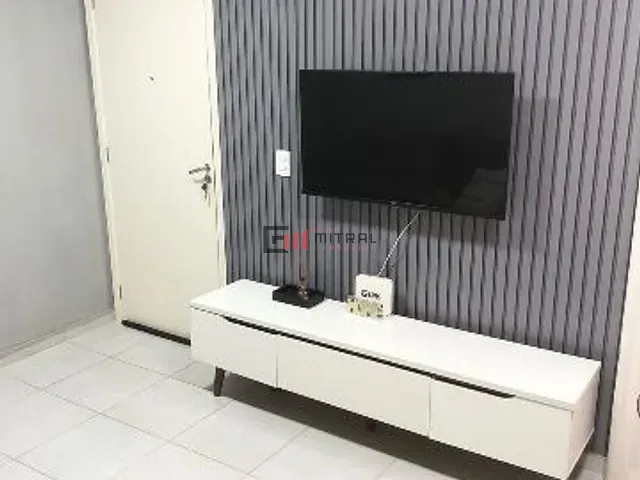 Apartamento 2 quartos e 1 banheiro, à venda, no bairro Colinas em Londrina