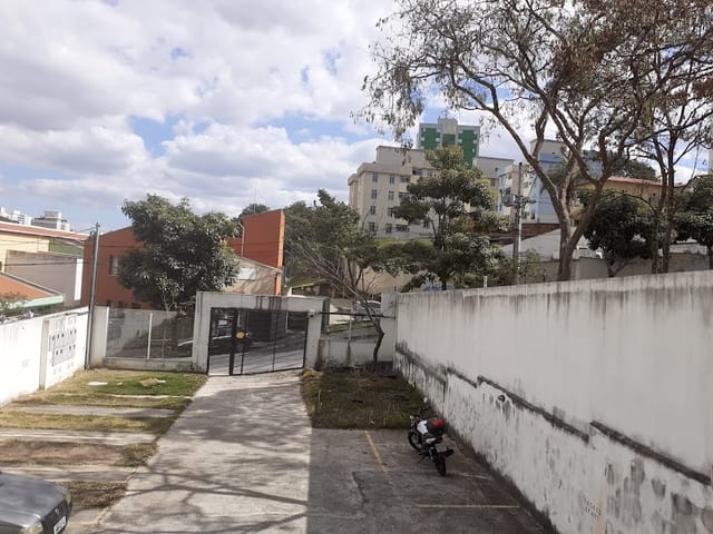 Apartamento com 492m² 3 quartos e 2 banheiros, à venda, no bairro Ouro Preto em Belo Horizonte