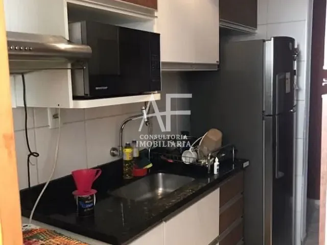 Apartamento com 63m² 2 quartos e 2 banheiros, à venda, no bairro Edifício Versales em Taubaté