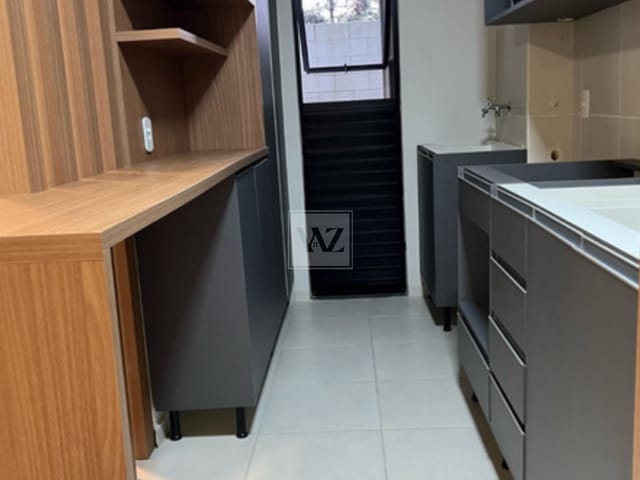 Apartamento 2 quartos e 2 banheiros, à venda, no bairro Colônia Dona Luíza em Ponta Grossa