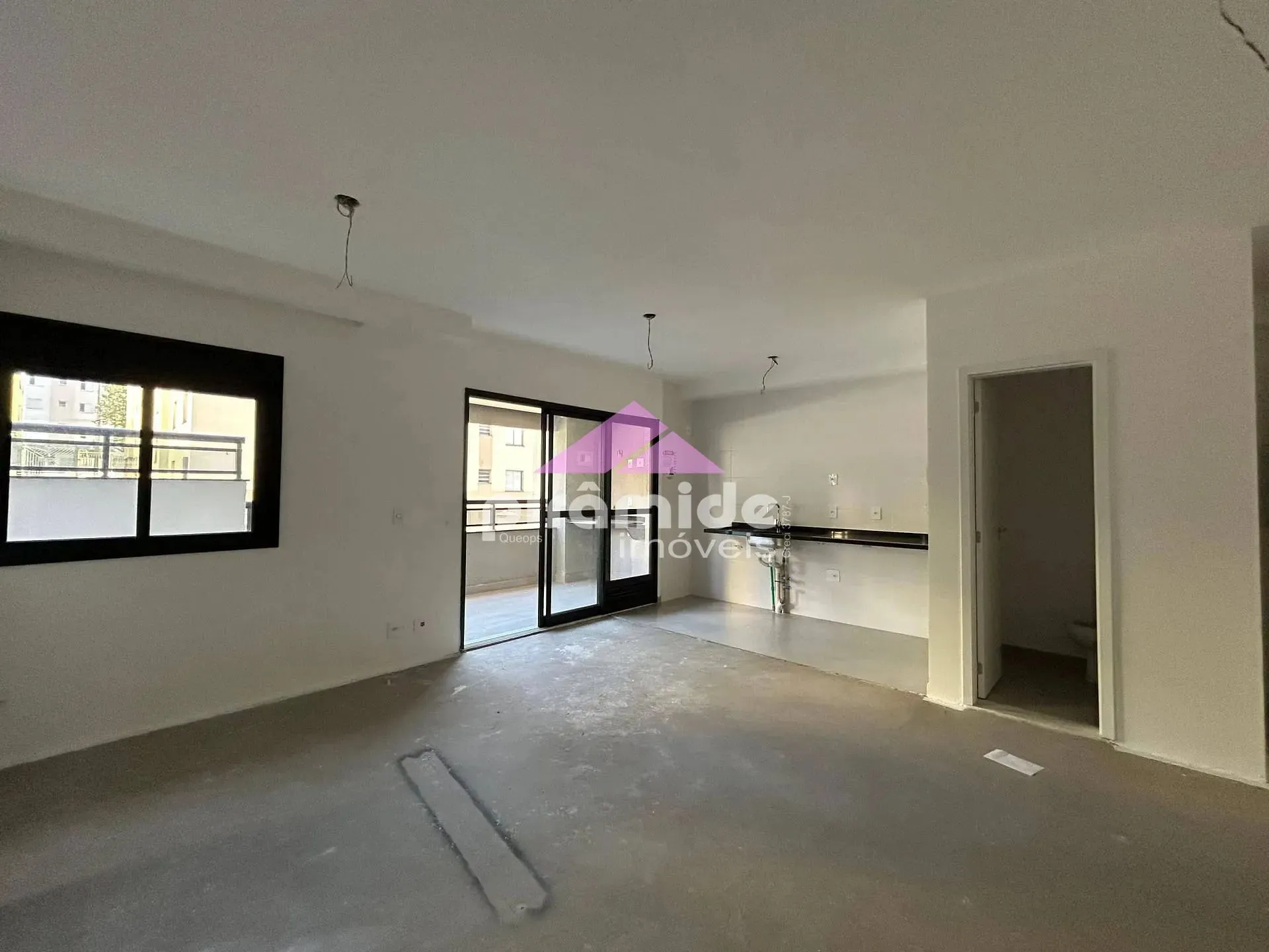 Apartamento, 3 quartos, 143 m² - Foto 1
