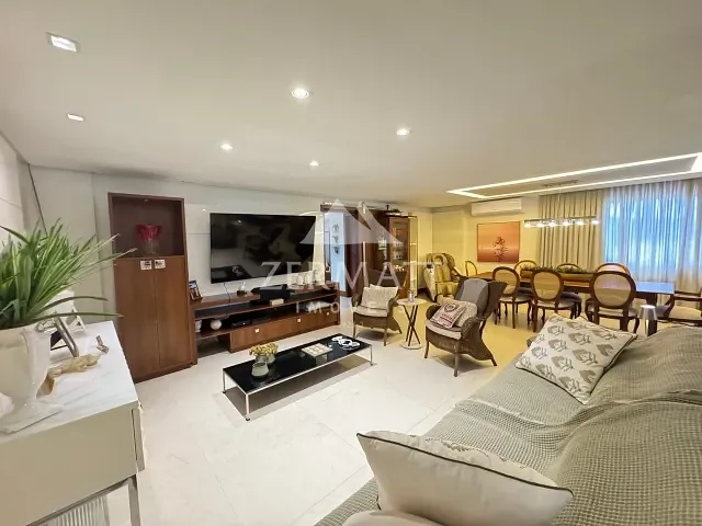 Apartamento com 318m² 3 quartos e 5 banheiros, à venda, no bairro Ponta Aguda em Blumenau