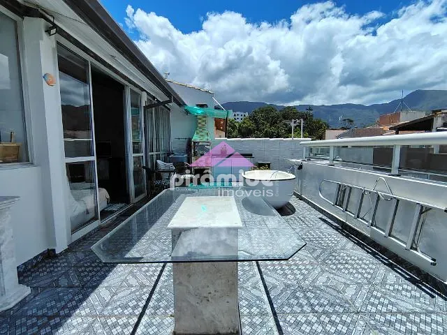 Cobertura / Penthouse com 83m² 3 quartos e 1 banheiro, à venda, no bairro Balneário Copacabana em Caraguatatuba