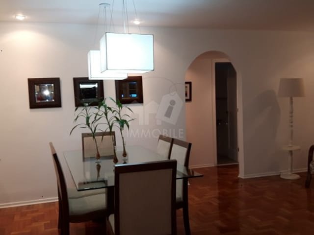 Apartamento à venda, no bairro Centro em Petrópolis