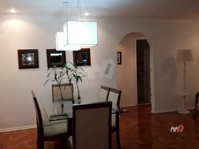 Apartamento à venda, no bairro Centro em Petrópolis