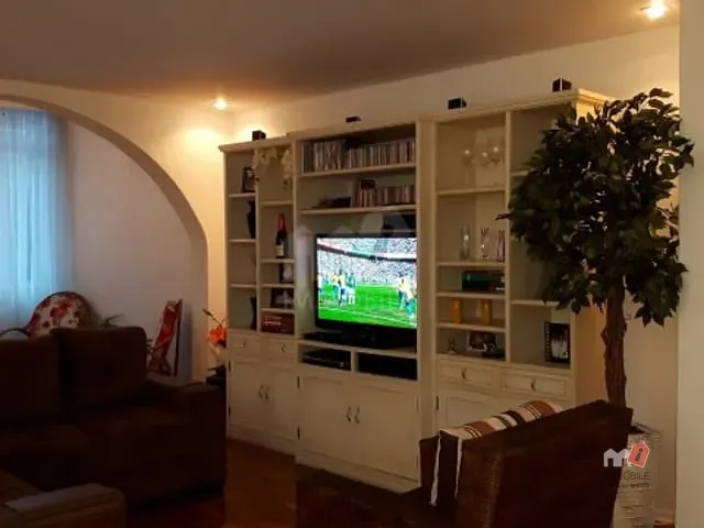 Apartamento à venda, no bairro Centro em Petrópolis