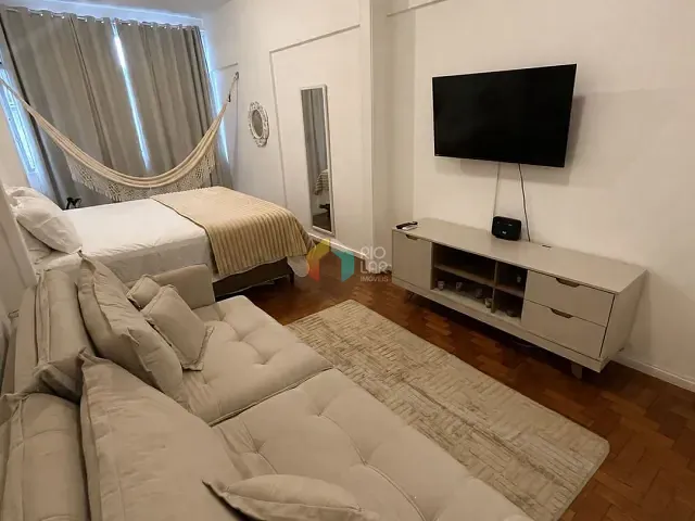 Apartamento com 50m² 1 quarto e 1 banheiro, para alugar, no bairro Copacabana em Rio de Janeiro