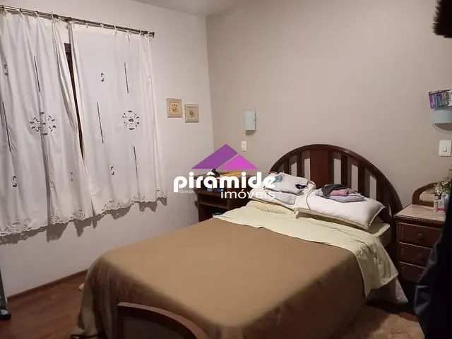 Apartamento com 104m² 3 quartos e 2 banheiros, à venda, no bairro Campos do Jordão em Campos do Jordão