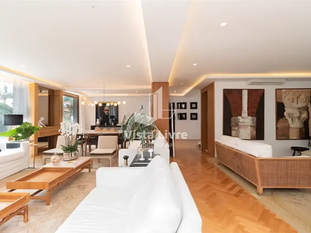 Casa com 690m² 4 quartos e 7 banheiros, à venda, no bairro Pacaembu em São Paulo