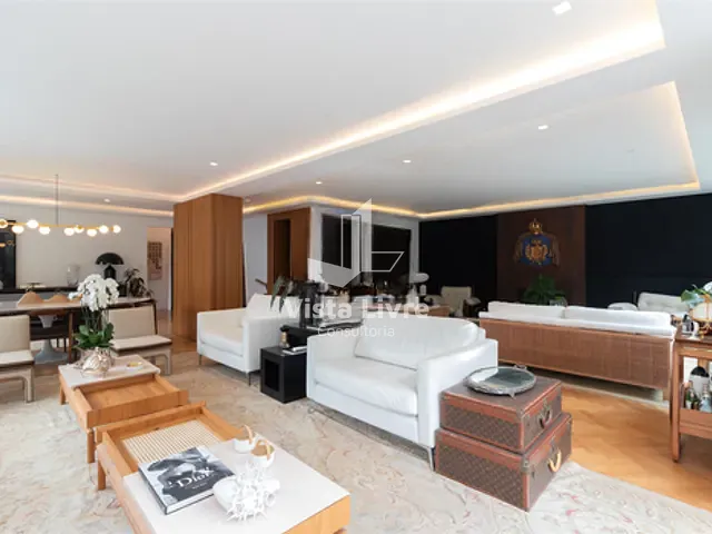 Casa com 690m² 4 quartos e 7 banheiros, à venda, no bairro Pacaembu em São Paulo