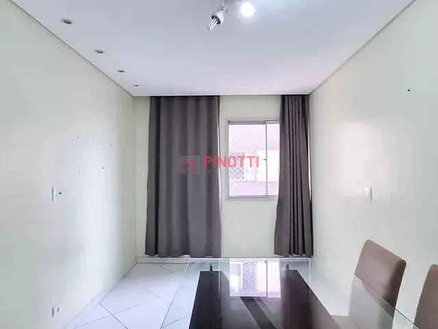 Apartamento 2 quartos e 1 banheiro, à venda, no bairro Vila Baeta Neves em São Bernardo do Campo