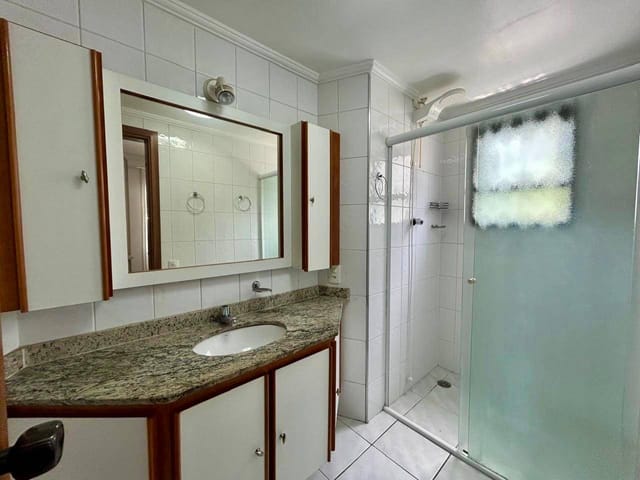 Apartamento 2 quartos e 2 banheiros, à venda, no bairro Riviera em Bertioga