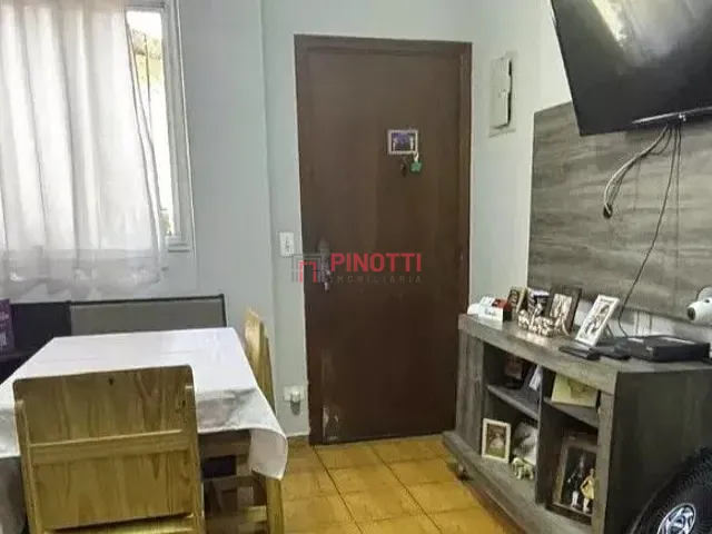 Apartamento 2 quartos e 1 banheiro, à venda, no bairro Vila Euro em São Bernardo do Campo