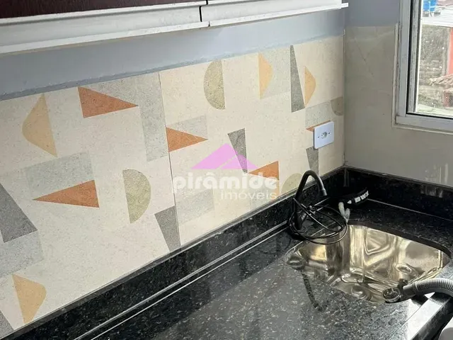 Apartamento com 50m² 2 quartos e 1 banheiro, à venda, no bairro Estufa II em Ubatuba