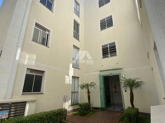 Apartamento 2 quartos e 1 banheiro, à venda ou para alugar, no bairro Uvaranas em Ponta Grossa
