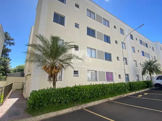 Apartamento 2 quartos e 1 banheiro, à venda ou para alugar, no bairro Uvaranas em Ponta Grossa