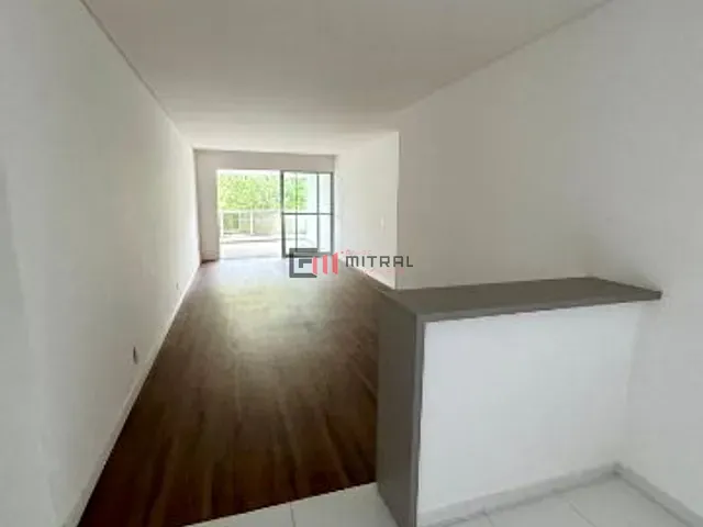 Apartamento com 221m² 3 quartos e 1 banheiro, à venda, no bairro América em Joinville