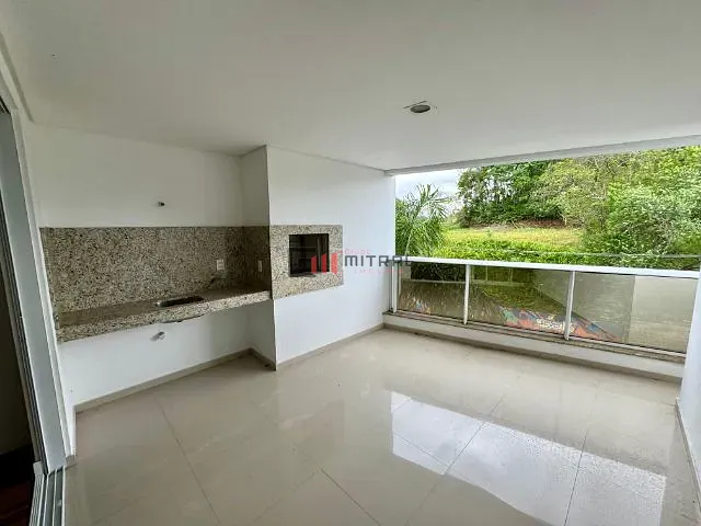 Apartamento com 221m² 3 quartos e 1 banheiro, à venda, no bairro América em Joinville