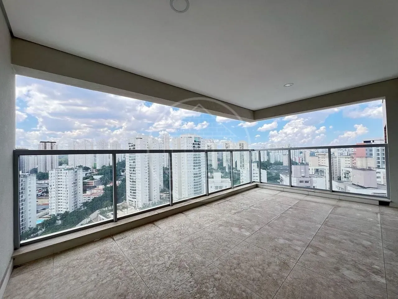 Apartamento, 3 quartos, 121 m² - Foto 1