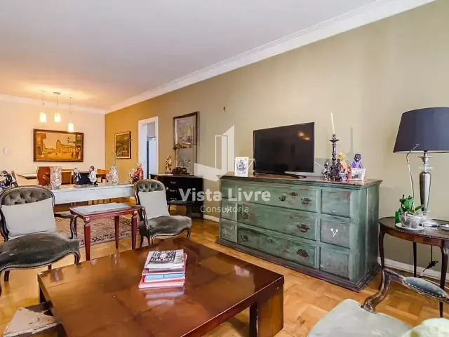 Apartamento com 156m² 3 quartos e 2 banheiros, à venda, no bairro Cerqueira César em São Paulo