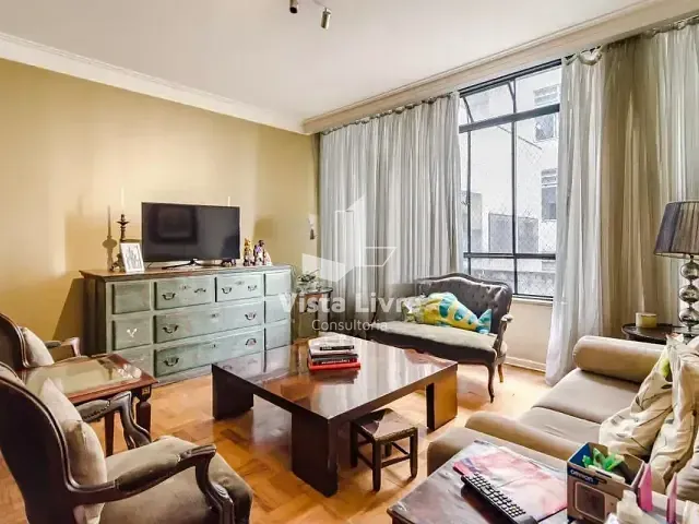 Apartamento com 156m² 3 quartos e 2 banheiros, à venda, no bairro Cerqueira César em São Paulo