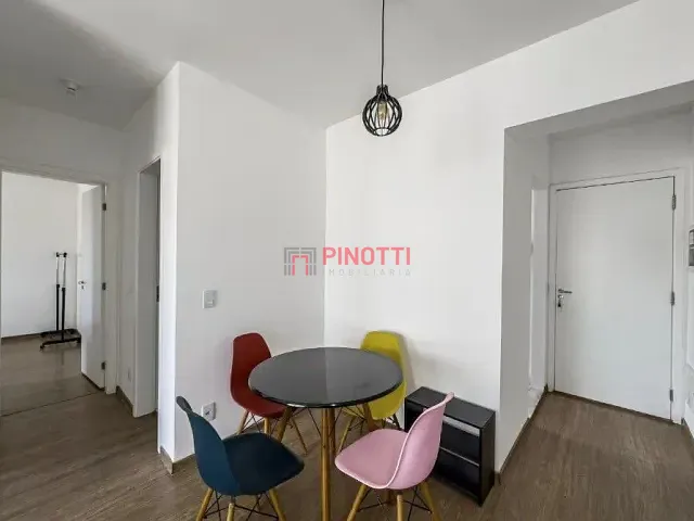 Apartamento 2 quartos e 2 banheiros, à venda, no bairro Casa Branca em Santo André