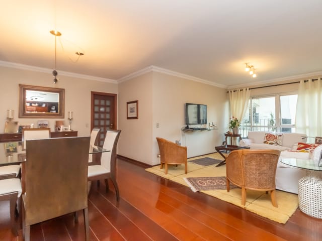 Foto do Apartamento - Apartamento para venda em Moema com 4 quartos, sendo 1 suíte , 165m² | Correteria Imóveis