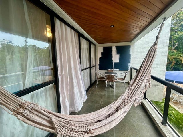 Apartamento 2 quartos e 2 banheiros, à venda ou para alugar, no bairro Riviera em Bertioga