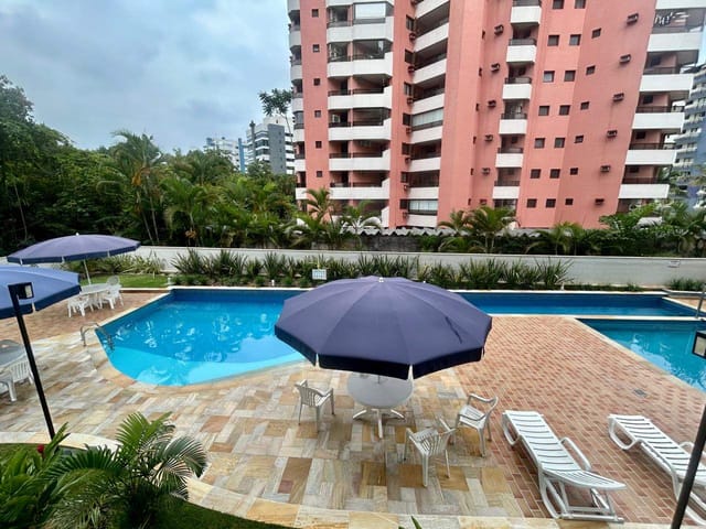 Apartamento 2 quartos e 2 banheiros, à venda ou para alugar, no bairro Riviera em Bertioga
