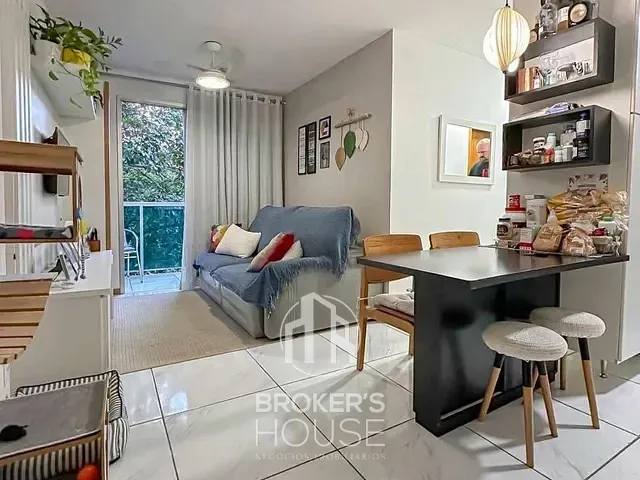 Apartamento 2 quartos e 1 banheiro, à venda, no bairro Jardim Camburi em Vitória