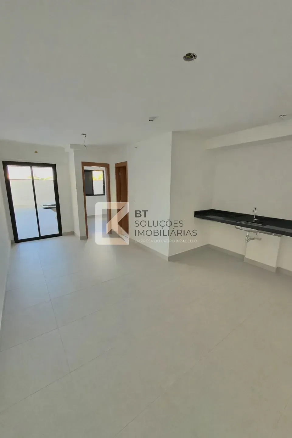 Apartamento, 1 quarto, 104 m² - Foto 1