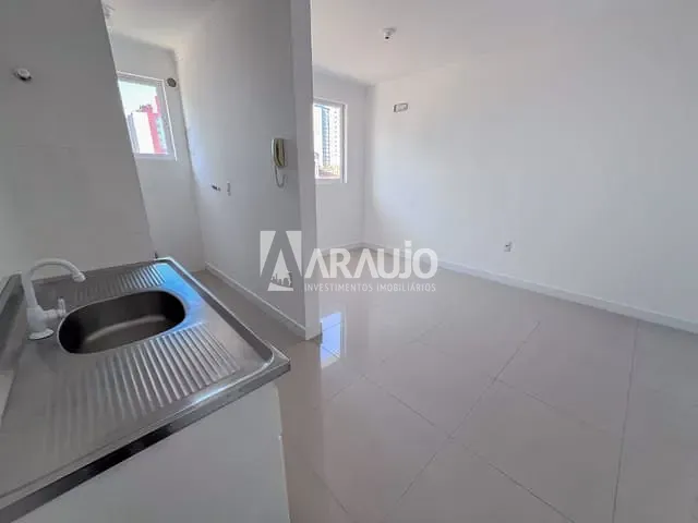 Apartamento 1 quarto e 1 banheiro, à venda, no bairro Centro em Itajaí