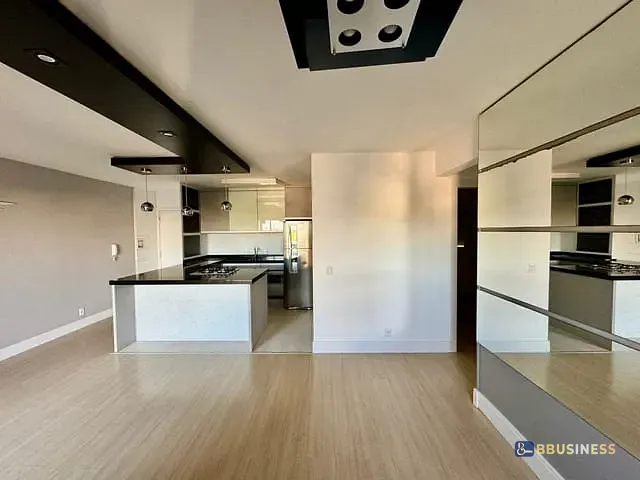 Apartamento 2 quartos e 2 banheiros, à venda, no bairro Villagio Iguatemi em Caxias do Sul
