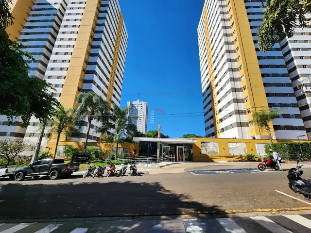 Apartamento com 90m² 3 quartos e 2 banheiros, à venda, no bairro Maringá em Londrina