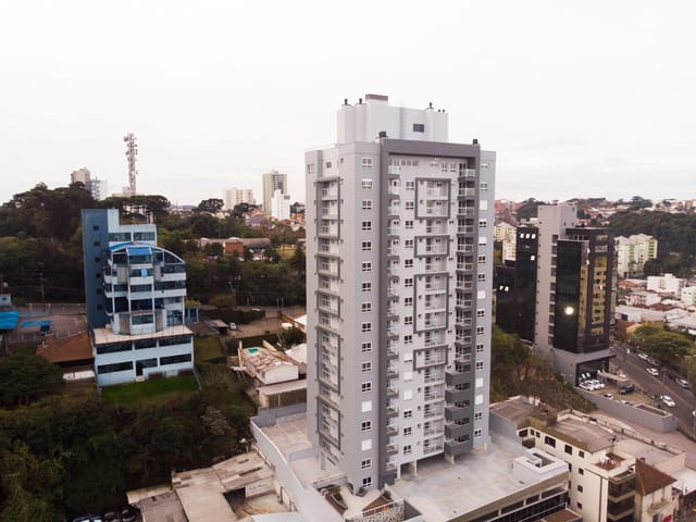 Apartamento 2 quartos e 1 banheiro, à venda, no bairro Centro em Caxias do Sul