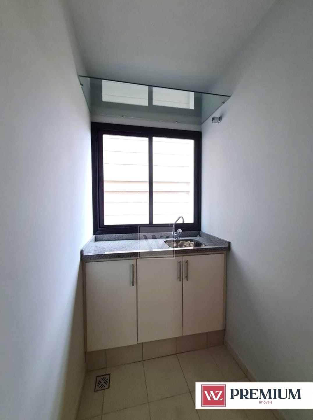 Apartamento à venda com 3 quartos, 150m² - Foto 17