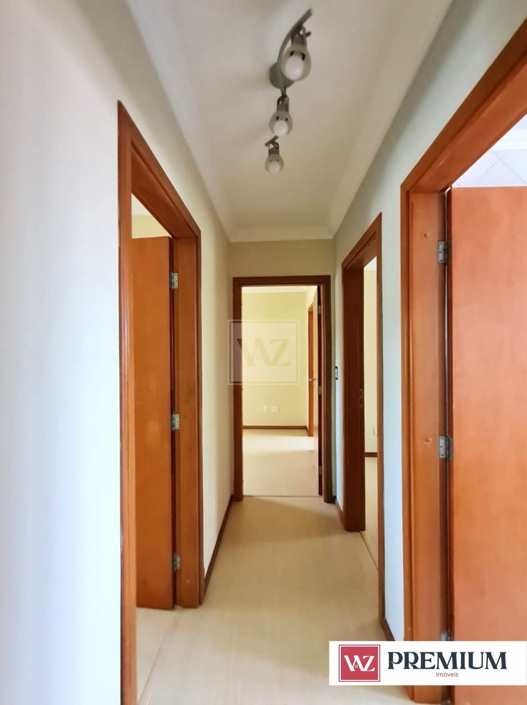 Apartamento à venda com 3 quartos, 150m² - Foto 9